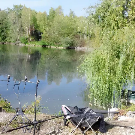 A Avec Piscine Σπίτι διακοπών Saint-Hilaire-sous-Romilly